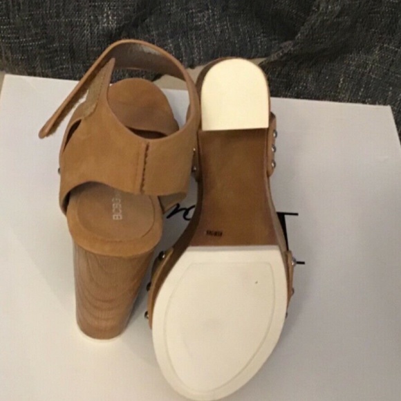 BCBG SUEDE PLATFORM - Picture 4 of 7